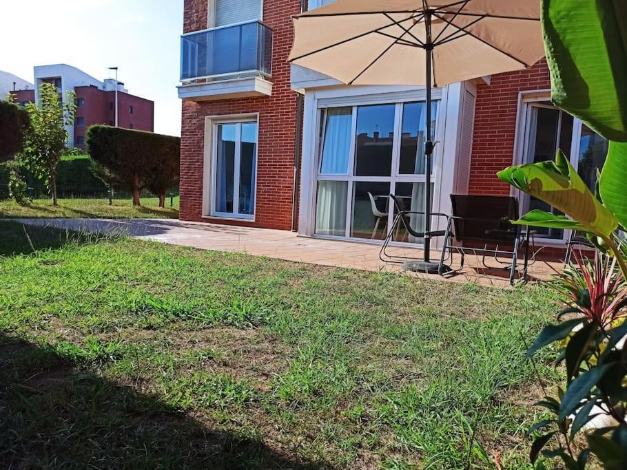 Bajo Con Jardin Privado Apartment Santander Ngoại thất bức ảnh