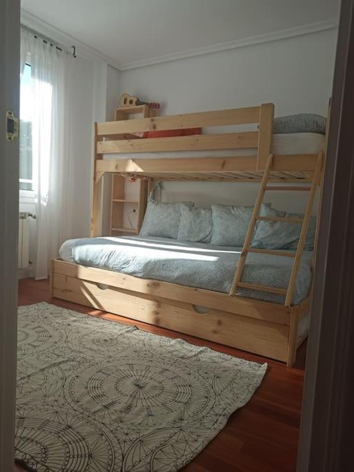 Bajo Con Jardin Privado Apartment Santander Ngoại thất bức ảnh